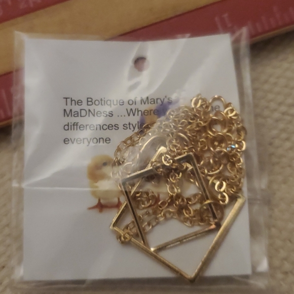 Style change chocker drop to a regular necklace - Picture 6 of 6